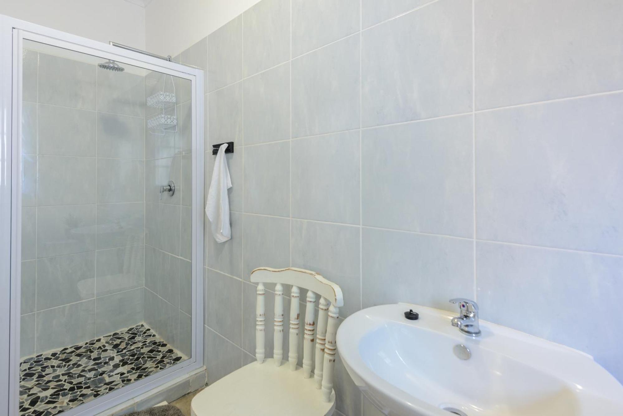 Zesty Guesthouse Port Edward Quarto foto